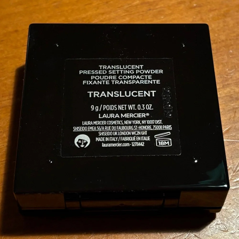 Laura Mercier Translucent Pressed Setting Powder